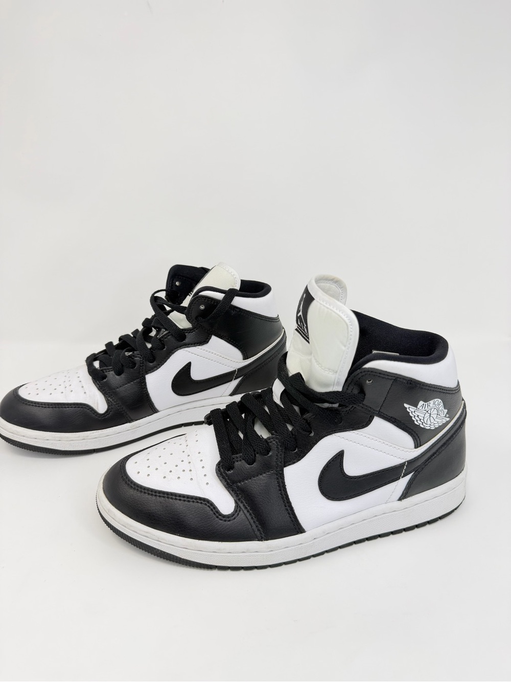 Nike Air Jordan 1 Mid Black White Men’s 7.5